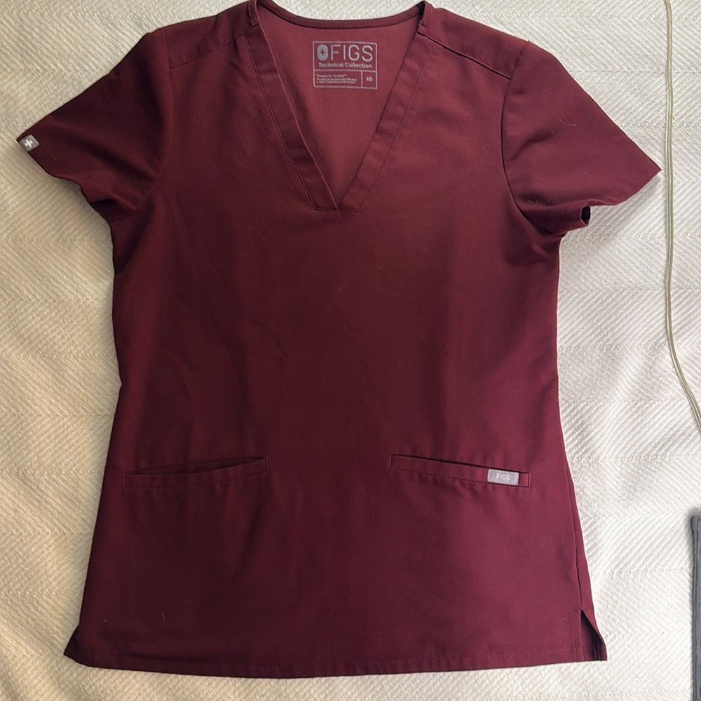 Figs scrub set, burgundy, size xs.